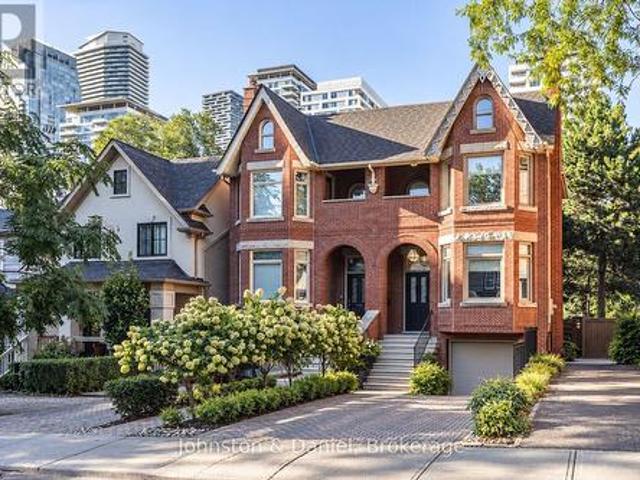 152 Hillsdale Avenue E, Toronto, ON, M4S 1T5 house for sale | Listing ID C13848 | Royal LePage