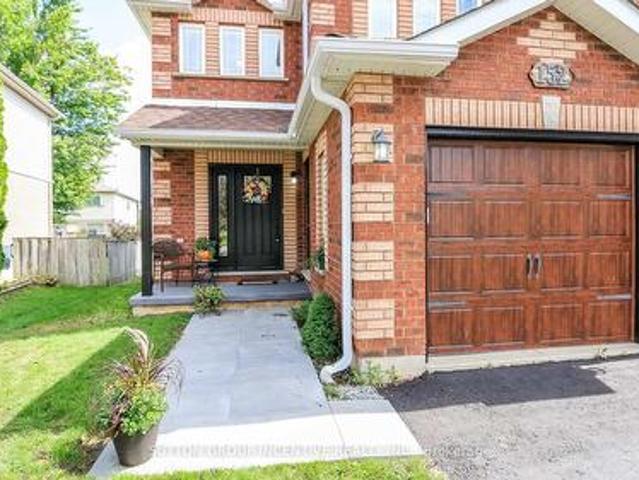 152 Julia Crescent, Orillia, ON, L3V 7W8 house for sale | Listing ID S13748 | Royal LePage