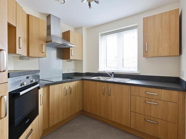 152 Lancaster Road, Carnforth LA5 1 bed retirement property to rent £1,590 pcm £367 pw