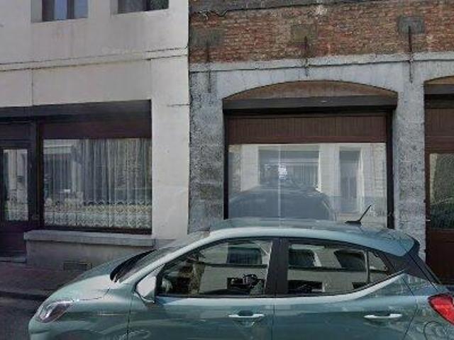 152 m2 apartment for rent in Doornik