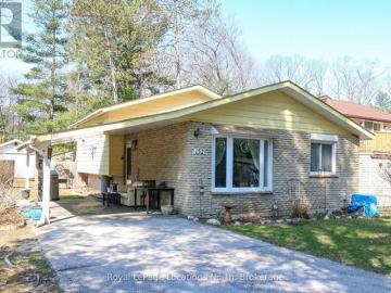 152 Melrose Avenue, Wasaga Beach, ON, L9Z 2T1 house for sale | Listing ID S13045 | Royal LePage