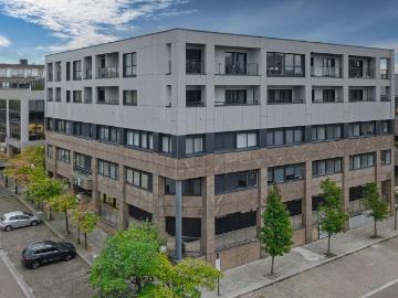 152 Silbury Boulevard, Milton Keynes MK9, 1 bed flat to rent, £995 pcm | PrimeLocation