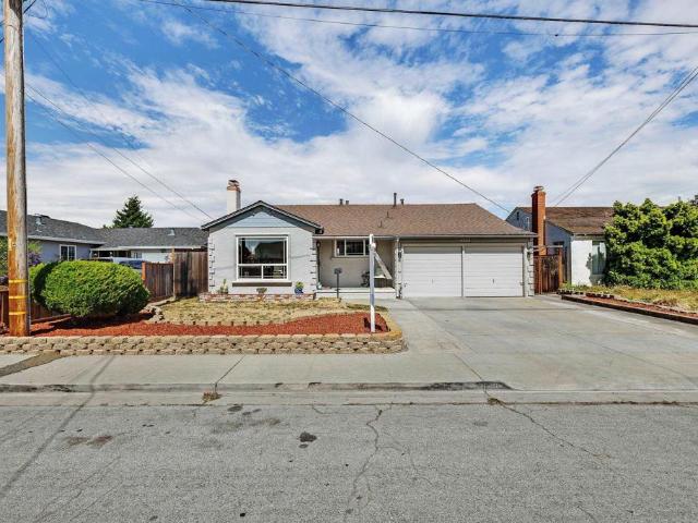 15344 Ruggles Street