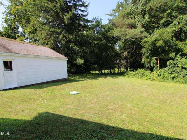 1534 Columbia Turnpike