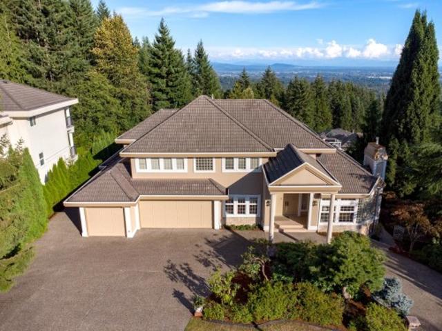1535 Parkway Boulevard, Coquitlam, BC, V3E 2Y5 house for sale | Listing ID R3163 | Royal LePage