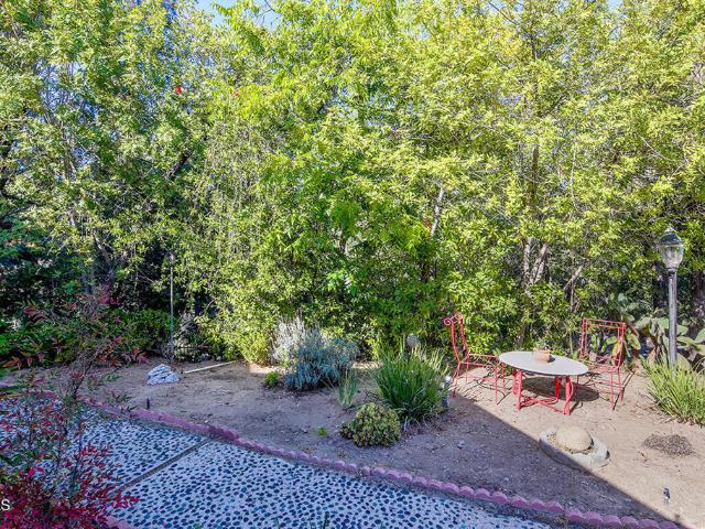 1535 Royal Blvd, Glendale, CA 91207 | MLS #P1 28049