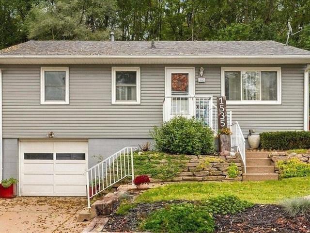 1535 Sunset Dr, Council Bluffs, IA 51503
