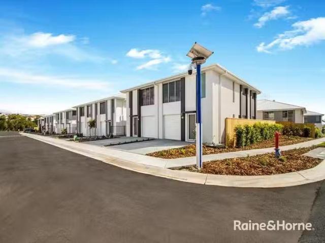 153/63 Watercress Boulevard, Redbank Plains, QLD 4301