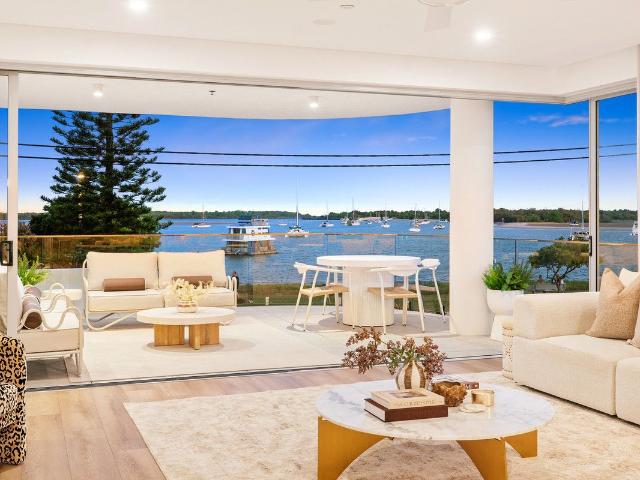 1/536 Marine Parade, Biggera Waters, QLD 4216