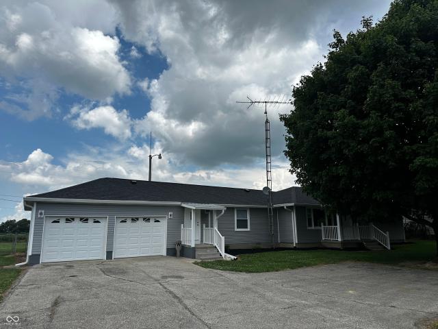 1536 E Base Road