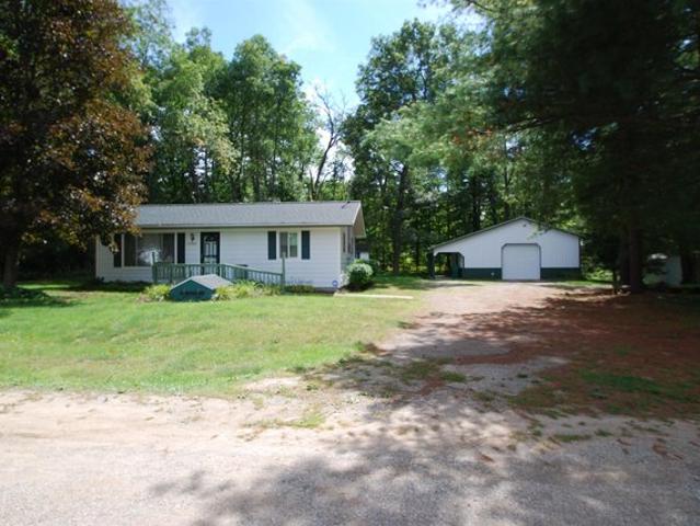 1536 Possum Track Dr, Alger, MI 48610