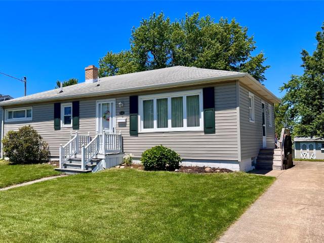 1536 W 43RD Street