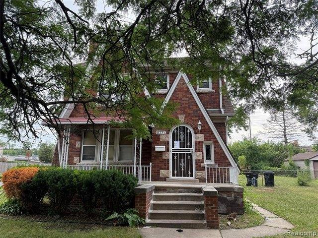 15370 Winthrop St, Detroit, MI 48227