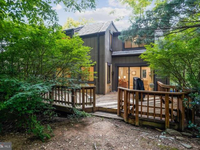 1537 Park Glen Court