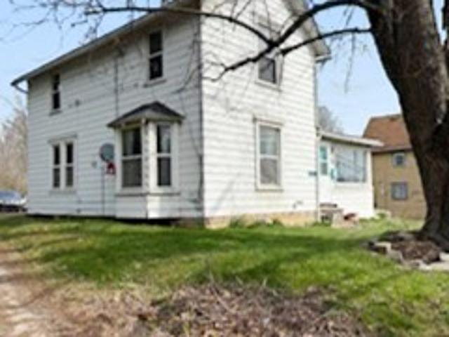 1537 Wooster Road W