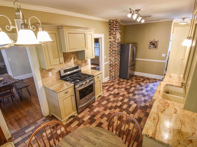 1538 Bellwood Lane