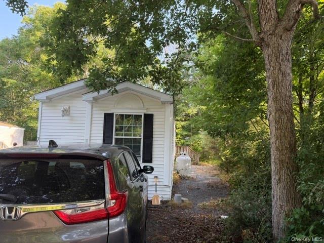 1538 Speonk Riverhead Road 7 Circle Drive