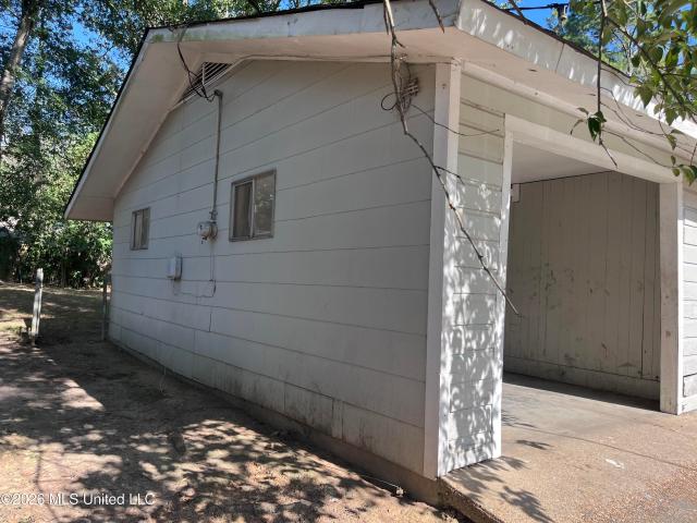 1538 Woody Drive