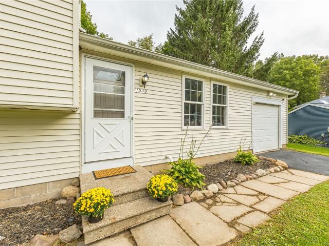 1539 Bluestem Court