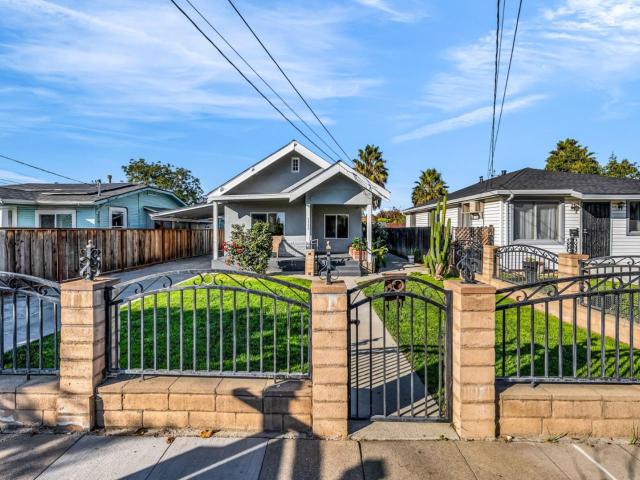 1539 E San Fernando St, San Jose, CA 95116 | MLS #ML82040