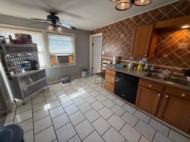 1539 Pinehurst Dr