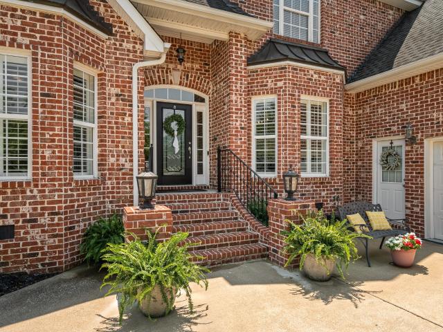 1530 Anatole Ct