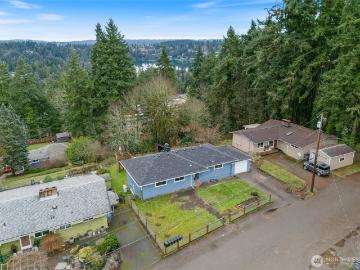 1530 Crestview Drive
