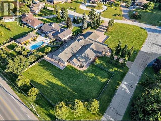 1530 Ravine Line, Kingsville, ON, N9Y 2W9 house for sale | Listing ID 24024 | Royal LePage