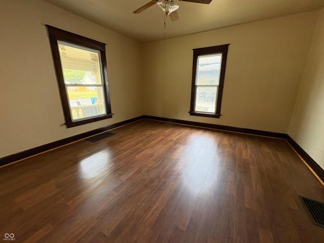 1530 S 17th