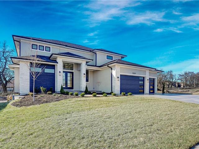 15317 W 162nd St, Olathe, KS 66062 | MLS #2595