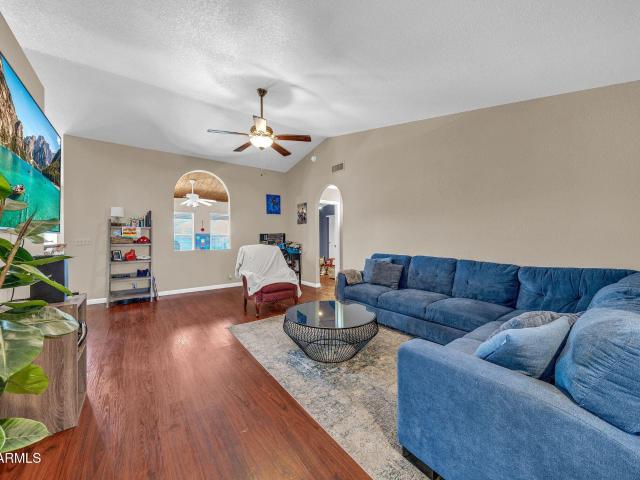 1531 E Rosemonte Dr, Phoenix, AZ 85024 | MLS #6930