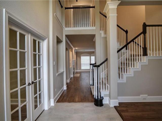 1531 Parkside Circle