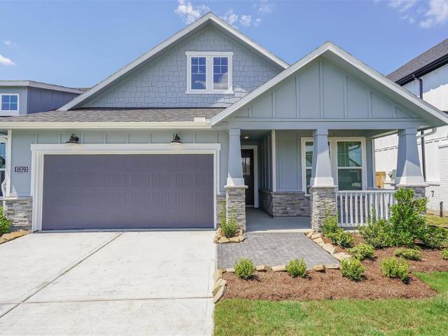 15323 Leal Rancho Ct, 3 beds, 3 full baths