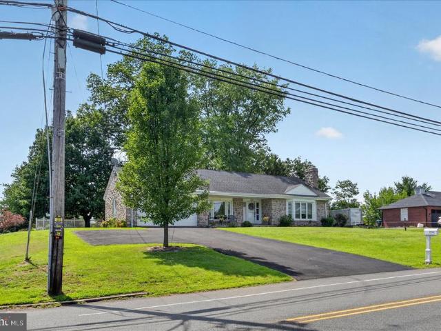 1532 Swamp Pike