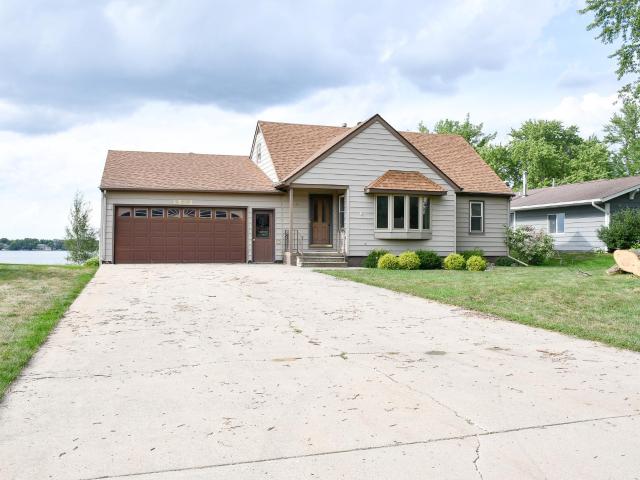 1532 S Shore Drive