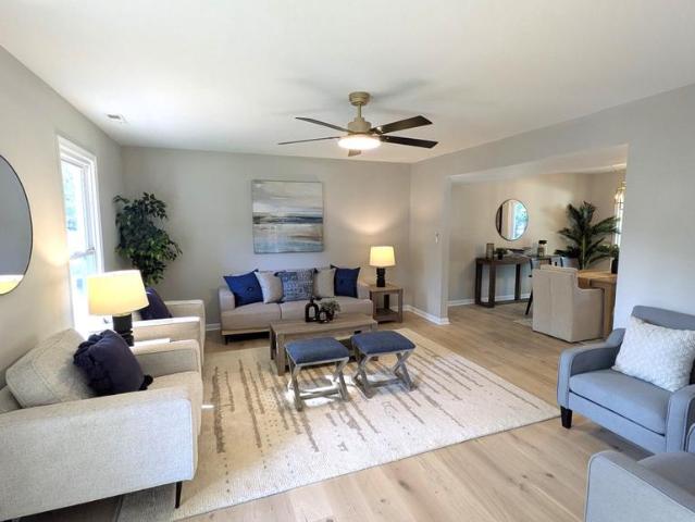 1533 Mayfield Road