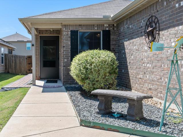 1533 Breanna Ln