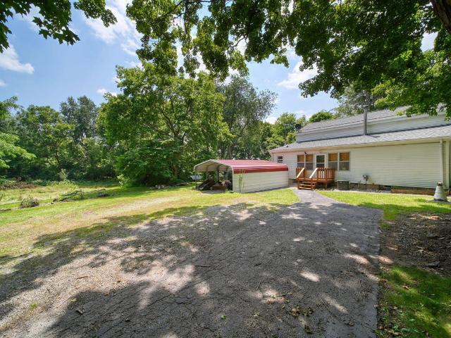 1533 E Munger Road