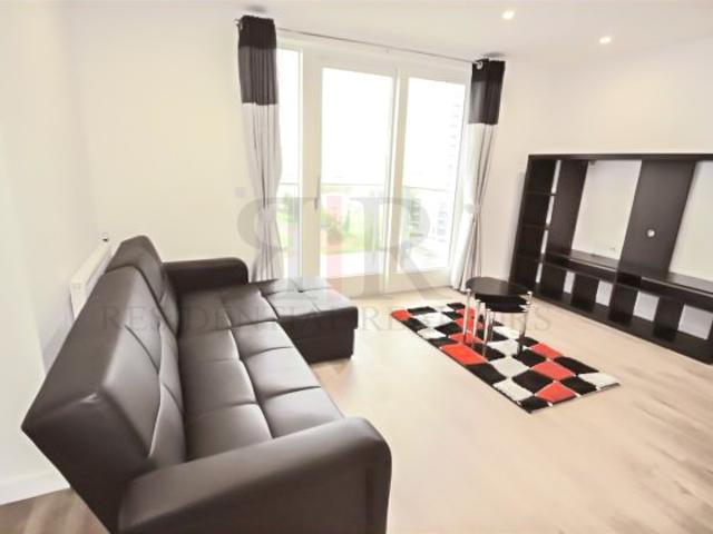 153 Cordelia Street, London, E14