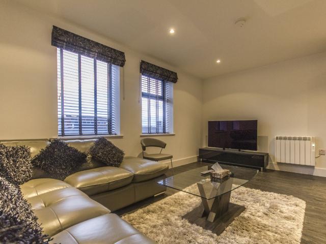 153 Cordelia Street, London, E14
