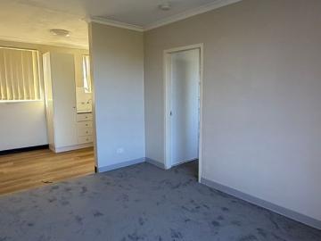 Queanbeyan, Greater Queanbeyan - Parking