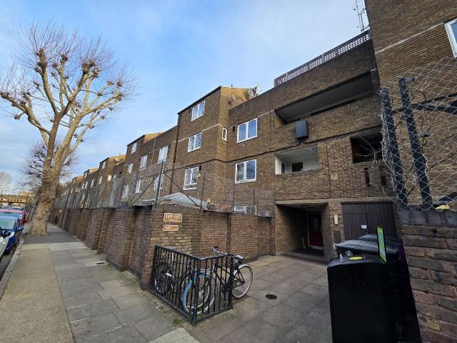 153 Campbell Road E3, 3 bed flat to rent, £2,795 pcm | PrimeLocation