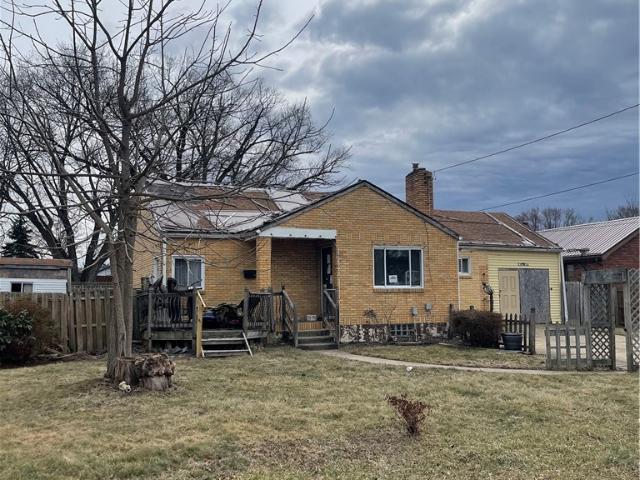 153 Alder St