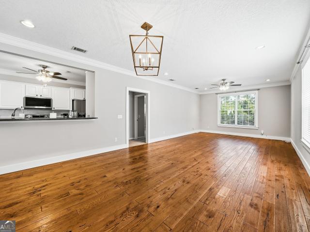 153 Drayton Circle