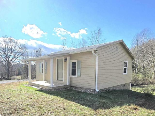 153 Holt Lane