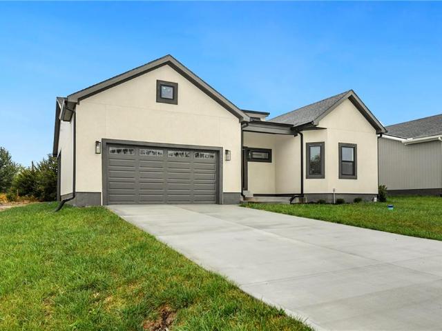153 S Linn Valley Drive
