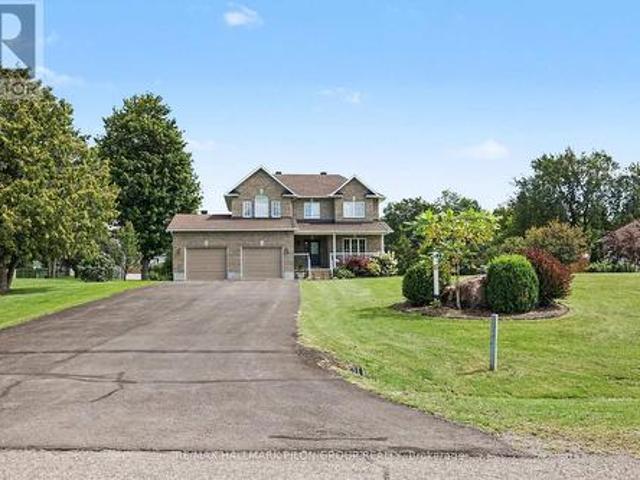 153 Sophie Street, Clarence Rockland, ON, K4K 1K7 house for sale | Listing ID X13770 | Royal LePage
