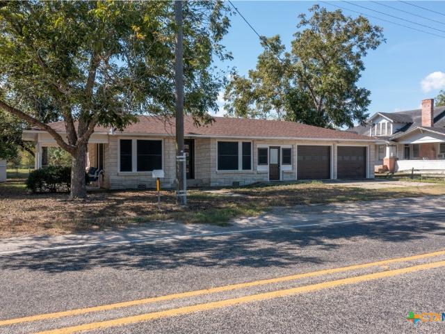 153 W Fm 884, Goliad, TX 77963 | MLS #593907