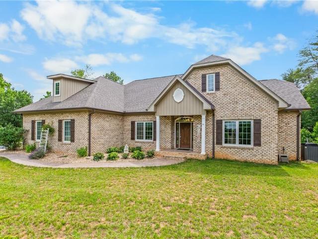 153 Woodridge Drive