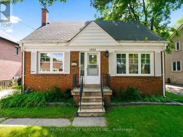 1544 Alexandra Boulevard, Mississauga, ON, L5E 2B6 house for sale | Listing ID W13649 | Royal LePage